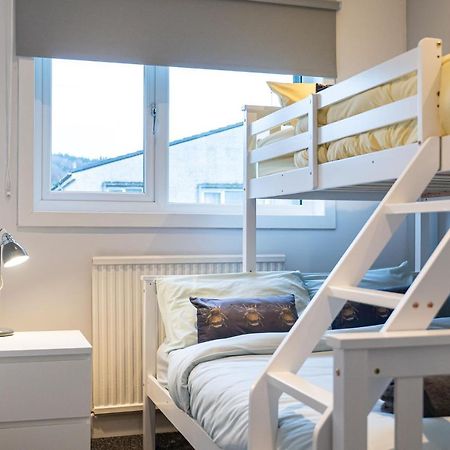 Lovely 3-Bedroom Flat With Free Parking Bridge of Allan Eksteriør bilde