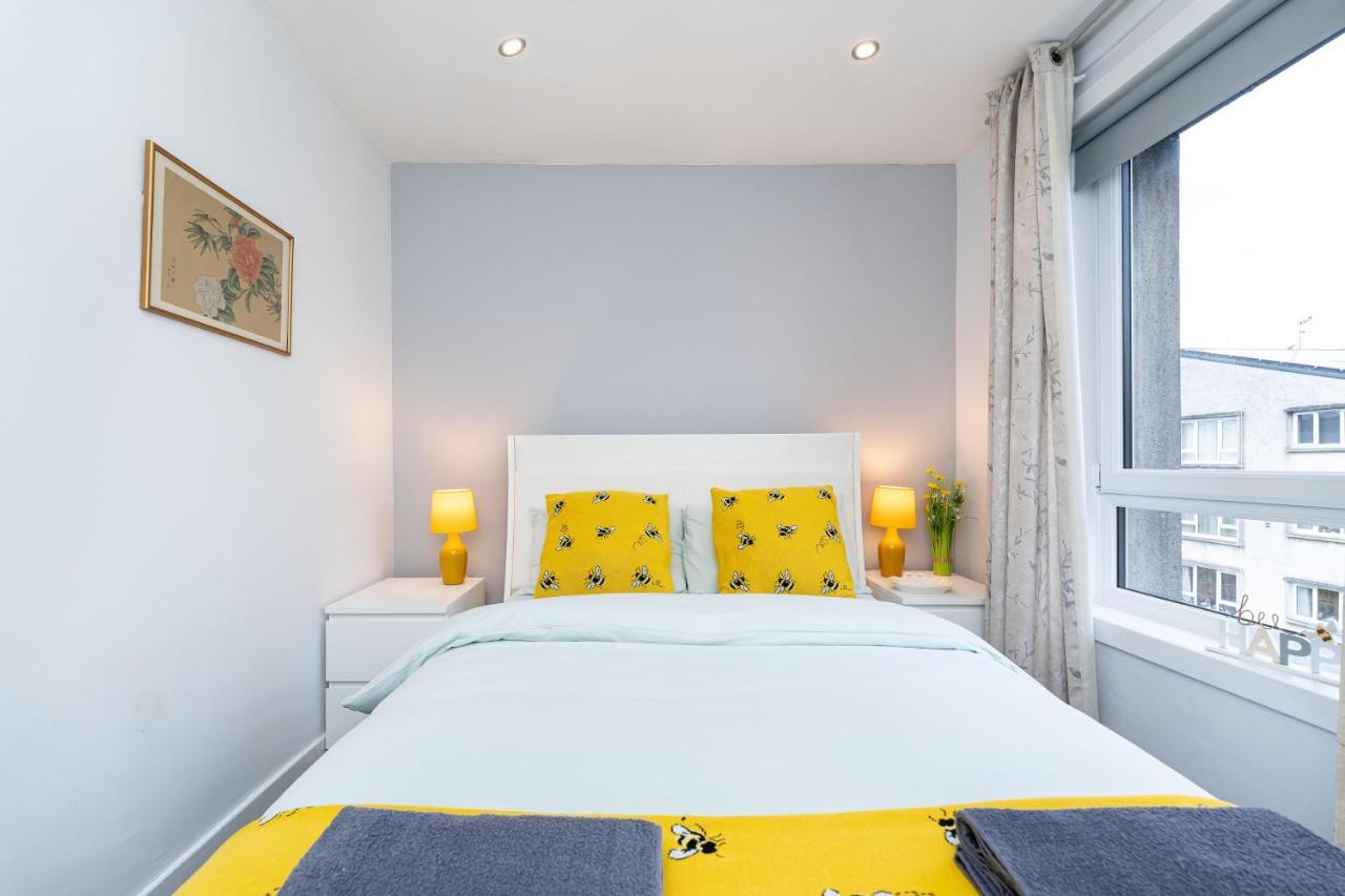 Lovely 3-Bedroom Flat With Free Parking Bridge of Allan Eksteriør bilde